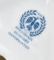 Hollóházi porcelán hattyú. Aranyozott, kézzel festett, mázhibával. m: 12 cm