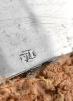 Ezüst (Ag) dugós, antik, fújt, csiszolt kristály palack, jelzett, hibátlan, m: 29 cm