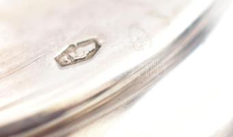 Ezüst (Ag) fogantyús, figurális törpe, sárga ólomkristály bonbontartó, jelzett, hibátlan, m: 21 cm, ...