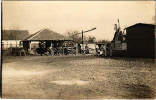 Ismeretlen erdélyi (?) település, fatelep, gémeskút / Transylvanian folklore, lumber yard. photo