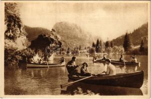 Gyilkos-tó, Ghilcos, Lacul Rosu; csónakázók, férfi gitárral / lake, rowing boats, man with guitar (non PC) (EK)