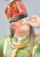 Herendi porcelán sárkányölő János vitéz, Terv: Lőrinc István, kézzel festett, jelzett, apró kopásnyo...
