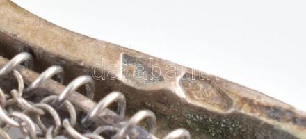 Ezüst (Ag) láncszemes színházi táska. Jelzett, kissé sérült, nettó: 110 g, 16x13,5 cm