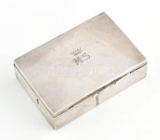 Ezüst (Ag) doboz, fa betéttel, fedelén nemesi koronás M.S. monogrammal. Jelzett, kis kopással, bruttó: 252,9 g, 12,5x8,5x3,5 cm