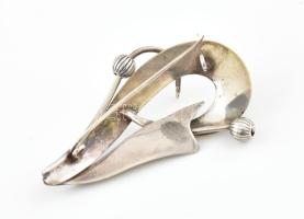 Ezüst (Ag) bross, jelzés nélkül, nettó: 8,6 g, 5,5x3,5 cm