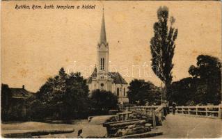 1934 Ruttka, Vrútky; Római katolikus templom a híddal. Vasúti levelezőlapárusítás 26. sz. 1918. / Catholic church, bridge (Rb)