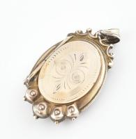 Ezüst (Ag) fényképtartós medál, zománc díszítéssel. Jelzés nélkül, bruttó: 5,4 g, kis zománchibával,...