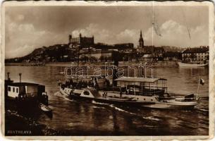 Pozsony, Pressburg, Bratislava; vár, gőzhajó / castle, steamship (szakadás / tear)