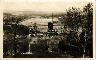 1933 Budapest I. Kilátás a Szent Gellért hegyről, Lánchíd, Királyi vár, Tabán