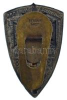 ~1930. "Országos Frontharcos Szövetség" ezüstözött bronz gomblyukjelvény, hátoldalon "...