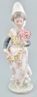 Lladro spanyol porcelán hölgy virágcsokorral, kézzel festett, jelzett, apró kopásnyomokkal, m: 24 cm