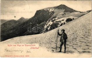 1903 Zillerthal, Riffler vom Wege zur Riepenscharte / hiker