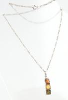 Ezüst(Ag) figaro nyaklánc borostyán medállal, jelzett, h: 48 cm, bruttó: 7,3 g