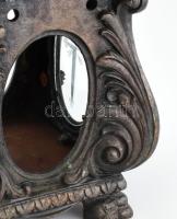 Antik temetői kandeláber. Bronz, csiszolt üveggel, hiányzó üveg 28 cm