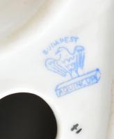 Aquincumi porcelán térdelő akt. Kézzel festett, jelzett, minimális kopással, m: 22,5 cm