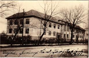 Cegléd, Surányi Károly József Hadiárva Otthon, árva gyerekek csoportja. Szombathy photo