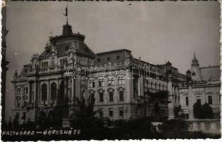 1940 Nagyvárad, Oradea; Városháza / town hall. photo + "1940 Nagyvárad visszatért" So. Stpl. (EB)