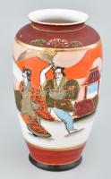 japán satsuma jellegű váza. Kézzel festett, jelzett, minimális kopással, m: 21 cm