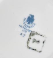 Hollóházi Jurcsák László által tervezett mintával díszített porcelán bonbonier, matricás, jelzett, a...