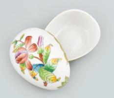 Herendi Viktória mintás porcelán tojás. Kézzel festett, jelzett, minimális kopással, 7x5,5x4,5 cm