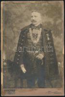 cca 1910 Répási Mátyás, Zólyom vármegye utolsó alispánja díszmagyarban, keményhátú fotó Uher Ödön budapesti műterméből, felületi sérülésekkel, 25×16,5 cm