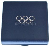 1990. "Magyar Csapat 1992 - CITIVS, ALTIVS, FORTIVS / Öttusa" a Barcelonában rendezett nyá...