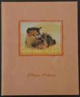 99 db főleg RÉGI külföldi képeslap albumban: sok török / 99 mostly pre-1945 European postcards in an...