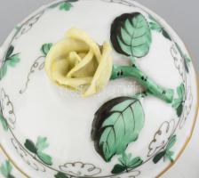 Herendi petrezselyem mintás két személyes mokkás készlet. Kézzel festett, jelzett, egyik csészén haj...