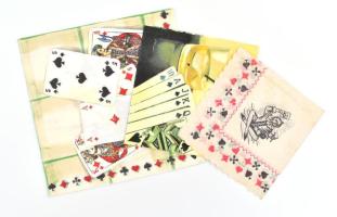 3 db franciakártya motívumos dekoratív szalvéta