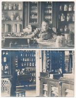 Első világháborús osztrák-magyar katonai gyógyszertár belső, gyógyszerész - 2 db eredeti fotó képeslap / 2 original WWI K.u.k military pharmacy interior photos, pharmacist