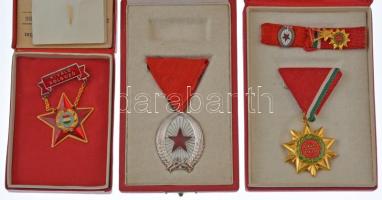 4db-os szocialista kitüntetés tétel, közte "A Munka Érdemrend ezüstözött fokozata, Felszabadulá...