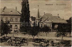1917 Dombóvár, Szolgabíróság, piac. Vasúti levelezőlapárusítás 9878. (EK)