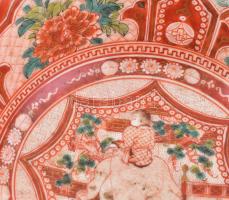 Japán, Kutani, Fuku rizses tál. Kézzel festett, jelzett. XIX.sz. vége, kopással d: 19 cm