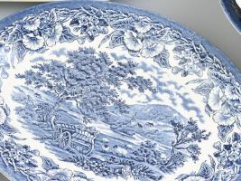 Vegyes angol fajanszok, 32 db, jelzett, néhány darabon sérülés