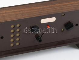 Rhythm mechanikus japán retró asztalióra, rádió formájú, ébresztős, zenélő, szép állapotban, m: 13,5...
