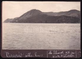 1935 Visegrád látképe egy dunai csónaktúráról, albumlapra ragasztott, feliratozott fotó, 8×13 cm