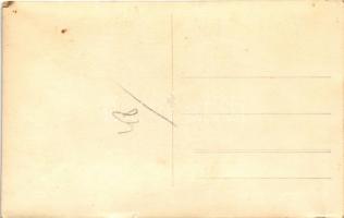 Balatongyörök, Szentkirályi villa, szőlőskert. photo (kis szakadás / small tear)