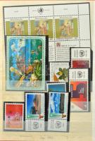 ENSZ Bécs 1979-1993 áprilisig komplett gyűjtemény sorokkal, blokkokkal és kisívekkel / UN Vienna complete collection from 1979 to April 1993 (Mi EUR 450,-)