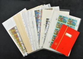 ENSZ Bécs 1979-1993 áprilisig komplett gyűjtemény sorokkal, blokkokkal és kisívekkel / UN Vienna com...
