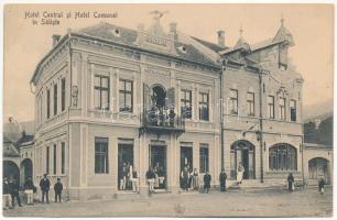 Szelistye, Salistea Sibiului, Saliste; Központi és községi szállodák és étterem. Dumitru B. Comsa / Hotel Central si Hotel Comunal / hotels, restaurant (lyukak / pinholes)