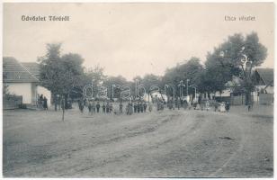 Tőre, Turá (Nyitra, Nitra); utca falubeliekkel / street with villagers (Rb)