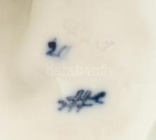 Német porcelán figura, jelzett, kopásokkal, m: 13,5 cm