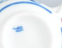 Teás csésze. Máz alatti kék festéssel jelzett, hibátlan