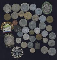 Hagyaték tétel, benne ezüstök, általában másodosztályú állapotban + 7db bankjegy T:vegyes