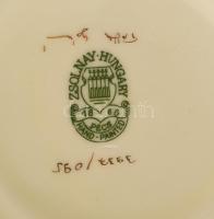 Zsolnay virág mintás váza, jelzett, hibátlan, m: 26 cm