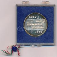 1975. 200Ft Ag "Magyar Tudományos Akadémia" eredeti, plombált "MNB" plasztiktokb...