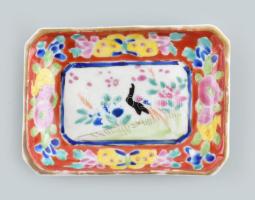 Antik Japán tálka. Kézzel festett porcelán. jelzett, kis kopással XIX. sz vége. / Antique Japanese porcelain Hand painted 8x6 cm