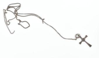 2 db Ezüst (Ag) nyaklánc medállal össz 7 g