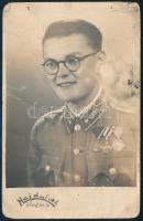 cca 1943 Horthy katona Vitézségi éremmel és Tűzkereszttel kitüntetve9x14 cm Sérült, foltos