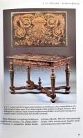 Régiséggyűjtők kézkönyve, 2 kötet: John Andrews: Antik bútorok; John Sandon: Antik porcelán. Bp., 19...